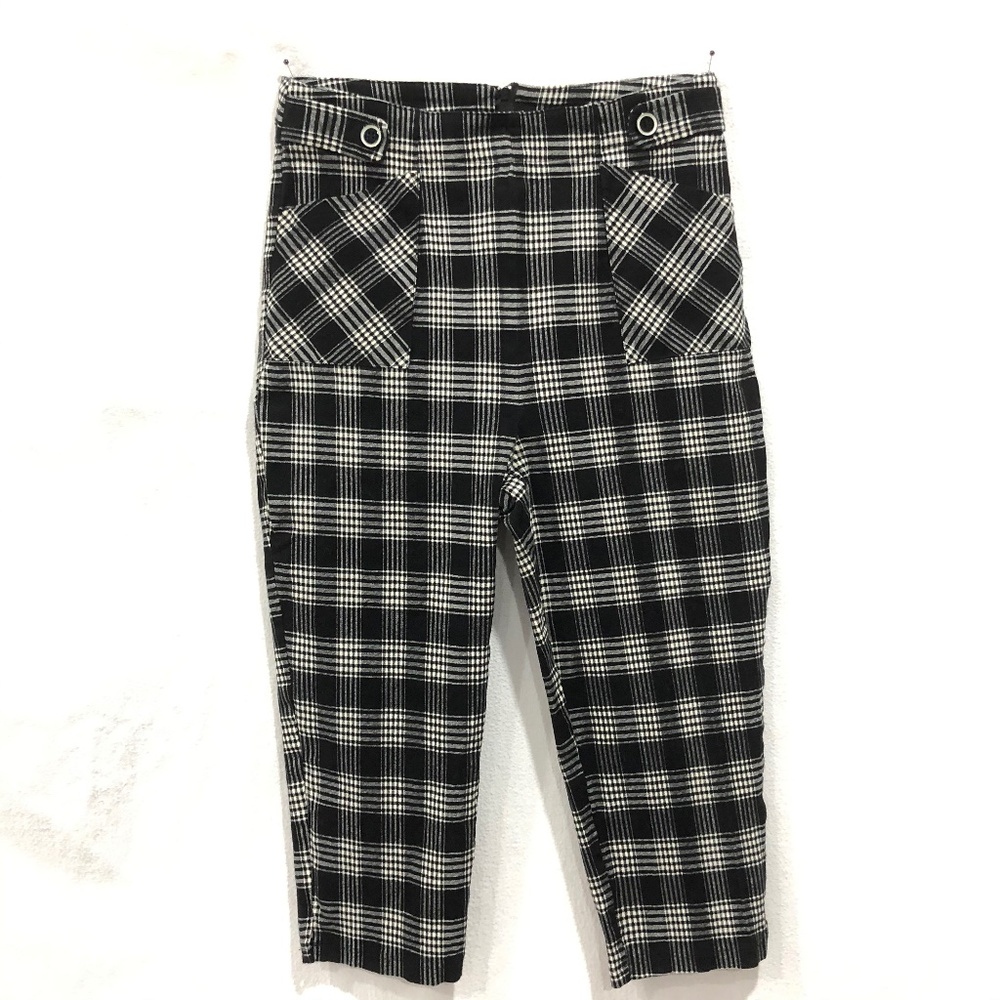 Cutest retro capris!